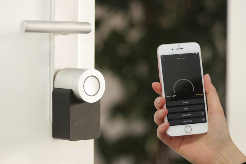 So sánh HikCentral Professional vs Milestone: Nên chọn VMS n - Wise Tech